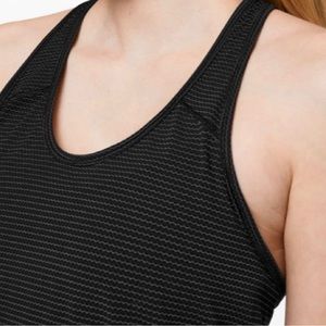 Lululemon tank M/L